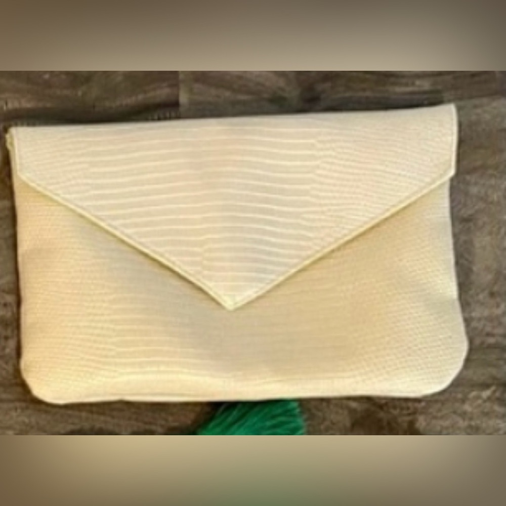 Ipsy Ivory Cosmetics Bag
